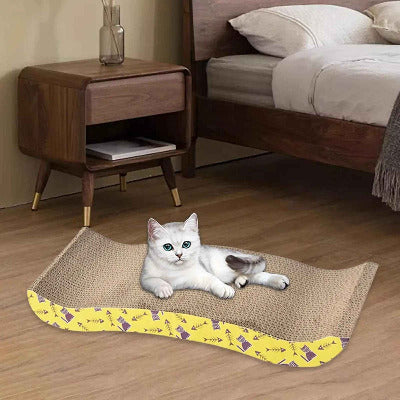 chat sur Griffoir en carton pour chat réversible en forme w