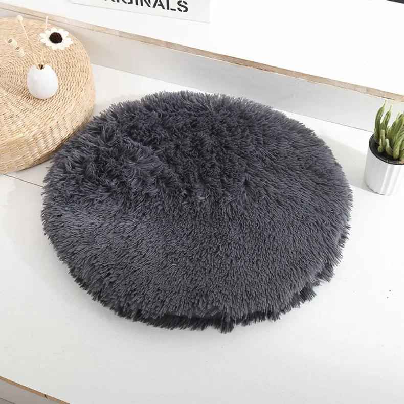 tapis de lit chat gris fonce