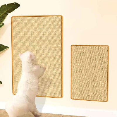 chat blanc gratte le Tapis pour griffe chat multi - usages  