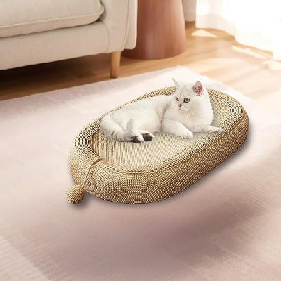 chat blanc sur Griffoir lit chat de forme ovale 