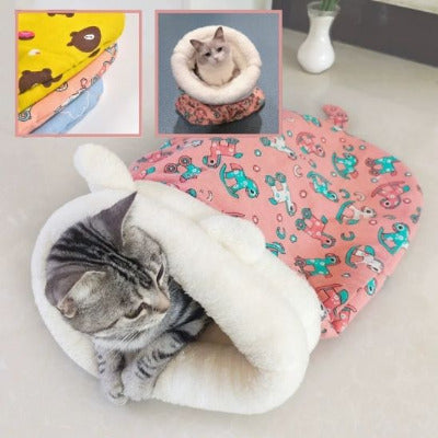 chat dans sac de souchage pour chat rose et deux images