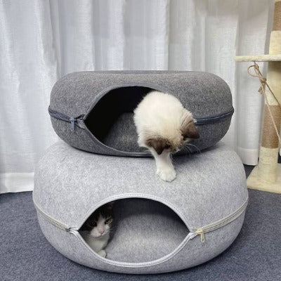 deux coussins pour chat donut superposés