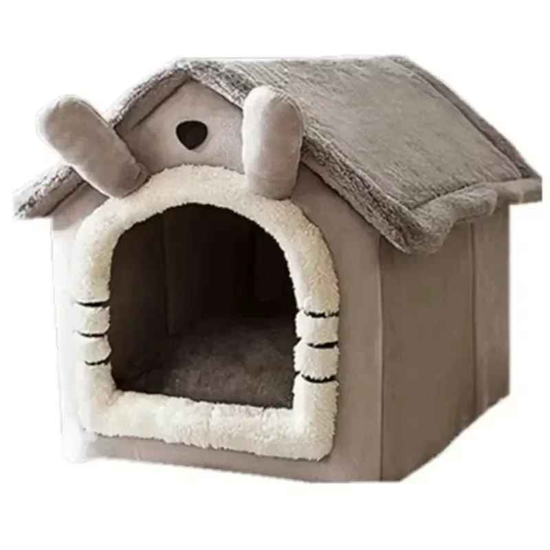 maison pour chat gris grandes oreilles