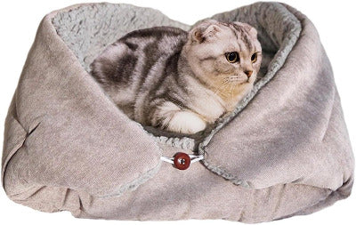 chat-couché dans le Panier pour chat transformable gris 
