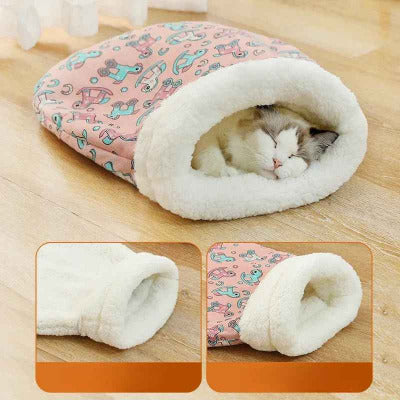 recto verso du sac de couchage pour chat rose